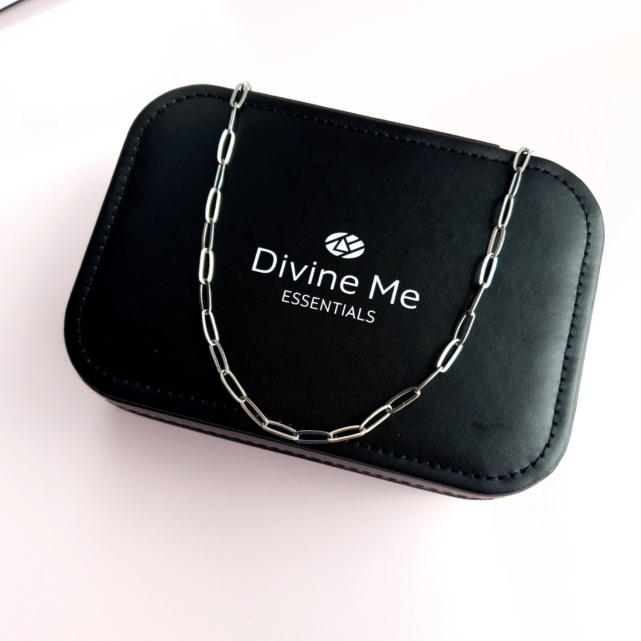 I am divine jewellery box - Divine Me Essentials - Accessory