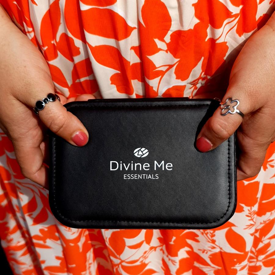 Perfect gift bundle - Divine Me Essentials - 